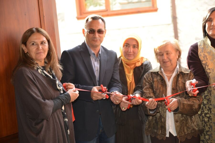 Exhibition opening ribbon cutting